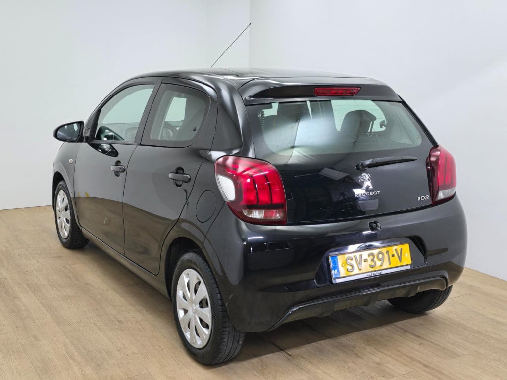 Peugeot 108 occasion in zwart met airco en bluetooth connecten | tweedehand
