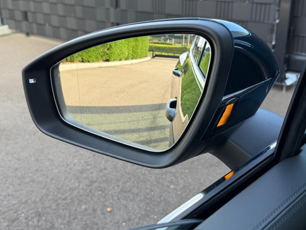 Volkswagen Tiguan 1.5 204pk ehybrid elegance | trekhaak | 360 camera | dode