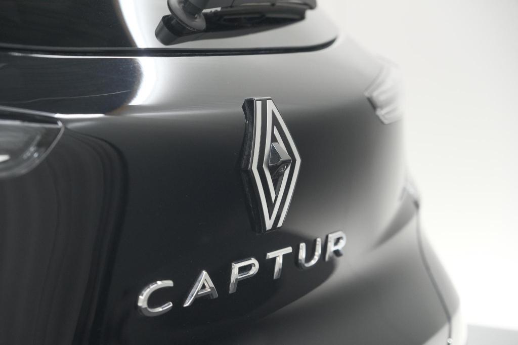 Renault Captur 1.3 mild hybrid 160 techno | trekhaak | pack winter | camera