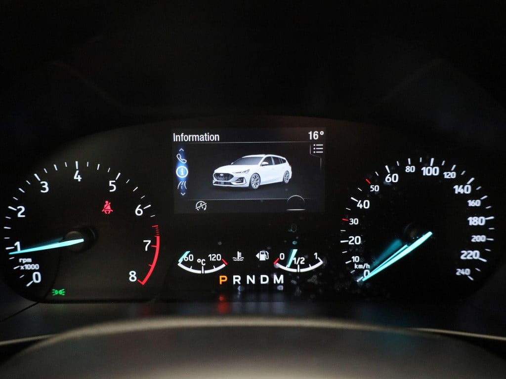 Ford Focus st-line | automaat | cruise control | climate control | winterpa
