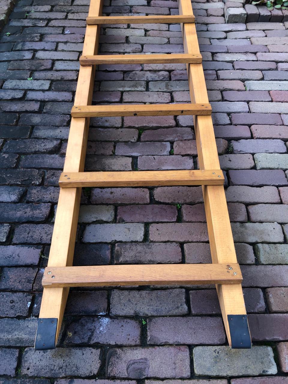 Ladder