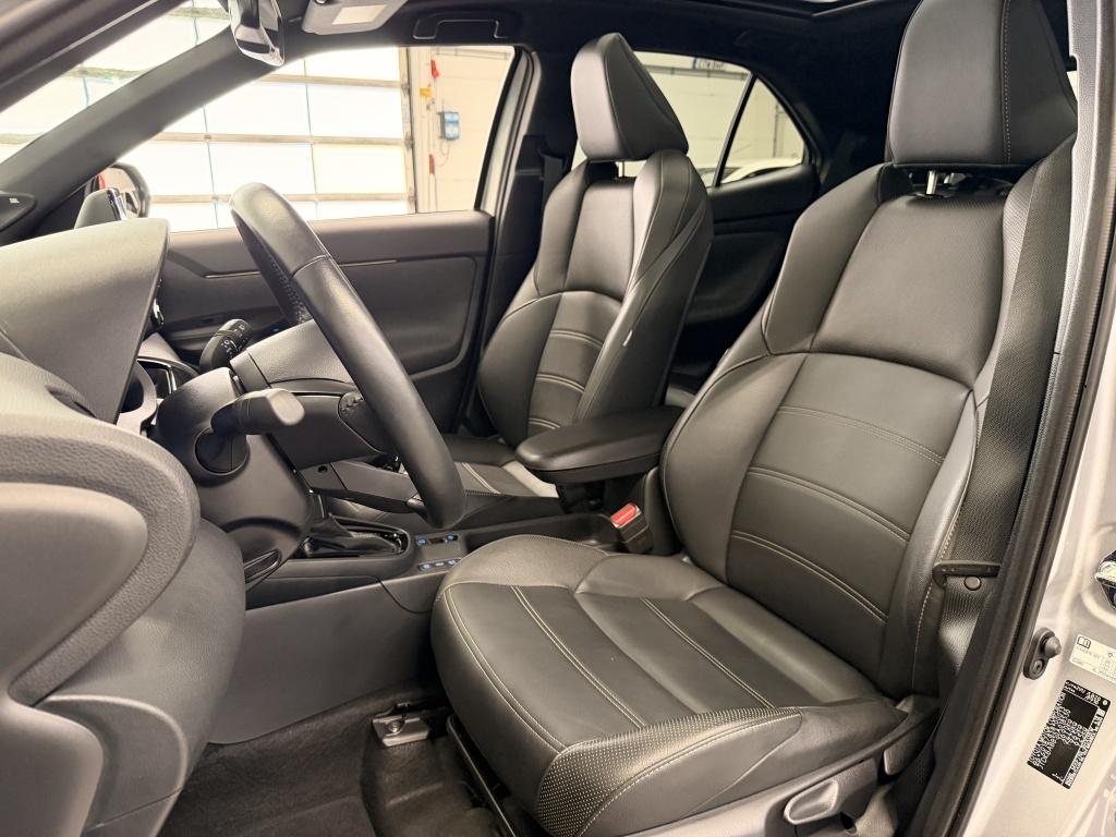 Toyota Yaris Cross 1.5 hybrid launch ed| pano| jbl| hud| adap.cruise| leder