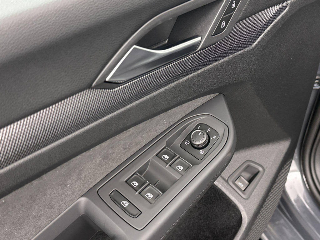 Volkswagen Golf variant r-line-edition 1.5 etsi 85 kw / 116 pk variant 7 v