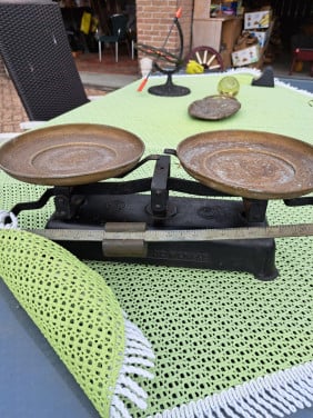 Weegschaal met balans schuif