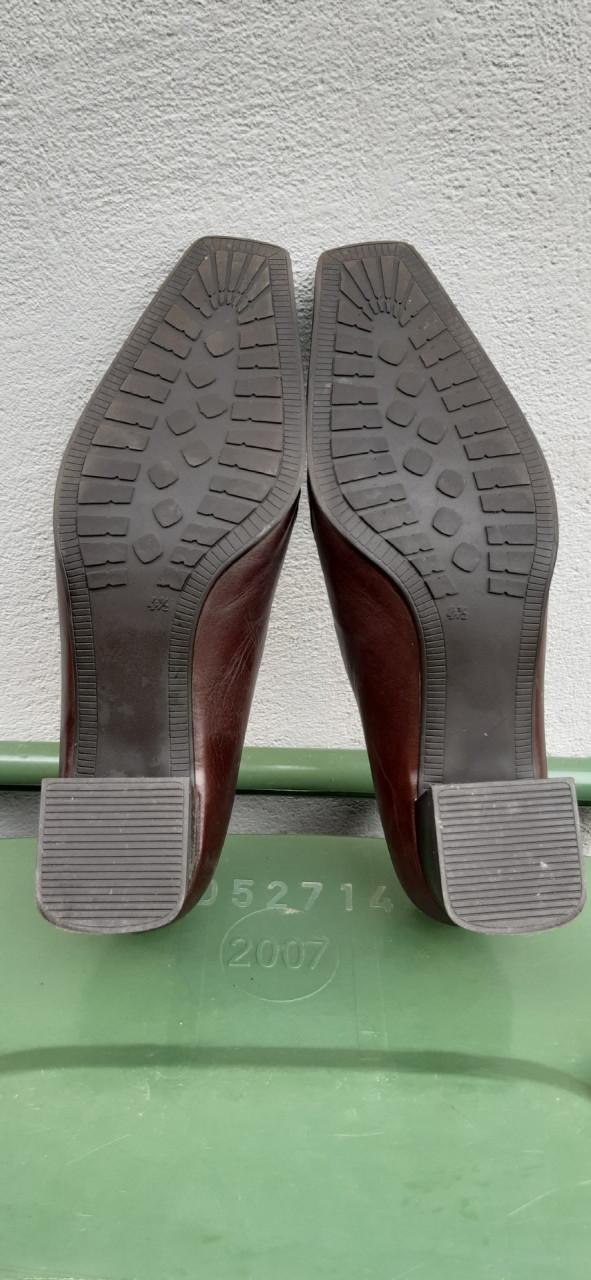 Dameschoen : maat 4 , Merk Ara, bruin