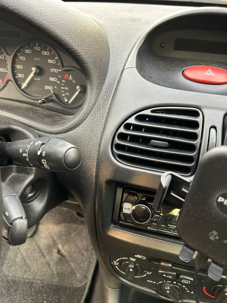 Peugegot 206 1.4 Gentry 2002