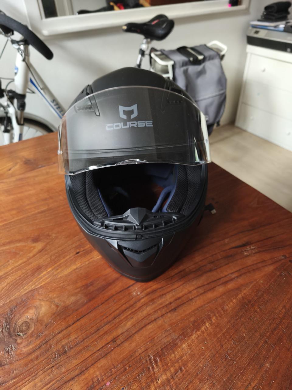 Te koop aangeboden Course Raider 2.0 integraalhelm.