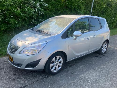 Opel Meriva 1.4T