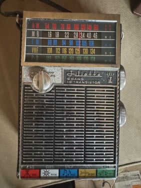 2 vintage multi band radios