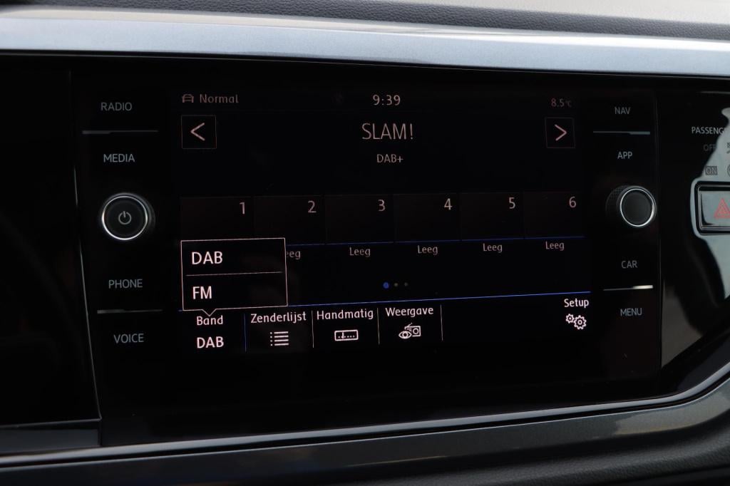 Volkswagen Polo 1.0 tsi highline adaptive | carplay | sensoren