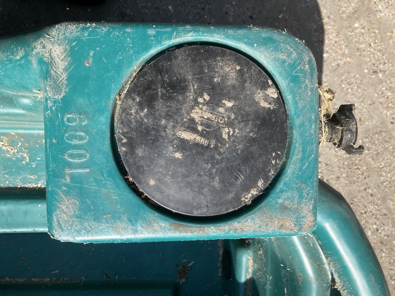 Te koop 3 suevia kunstof drinkbakken