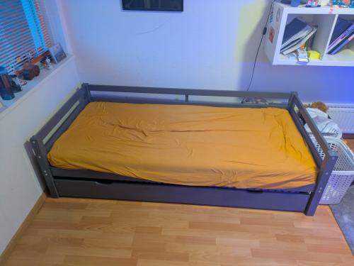 Bed met onderschuif bed