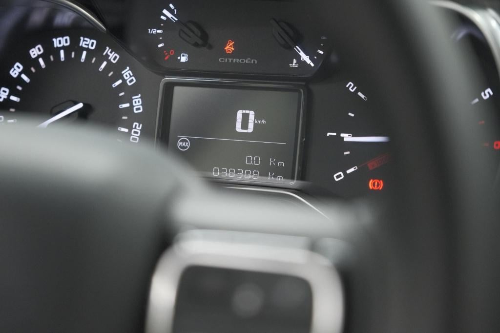 Citroen C3 puretech 83 max | camera | stoelverwarming | navigatie | parkeer