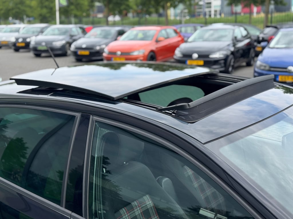 Volkswagen Polo 1.8 tsi gti * panoramadak * stoelverwarming * clima * pdc 2