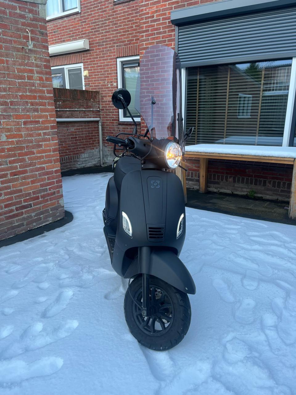 Agm scooter vx50