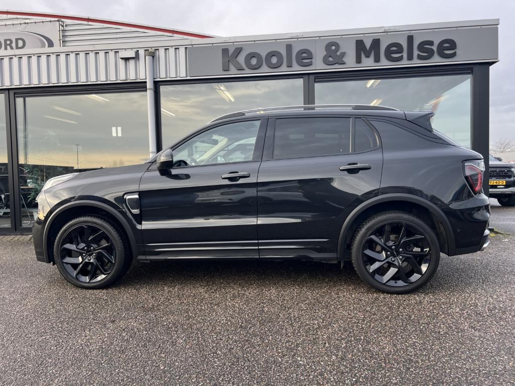 Lynk & Co 01 1.5 261pk plug in hybrid , black edition , pano dak , 360gr ca