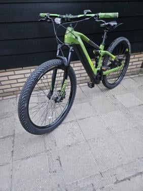Mooie Mountainbike Cube Stereo Elektrisch