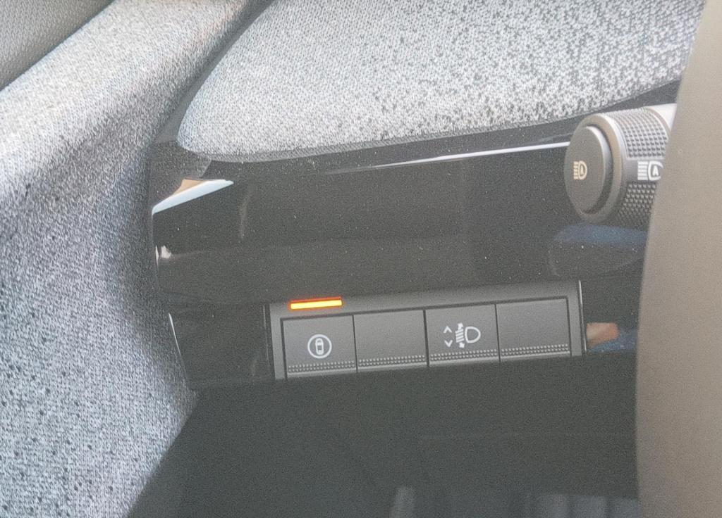 Renault Clio 1.8 hybrid 160 techno - lichtmetalen wielen 18"rythmic