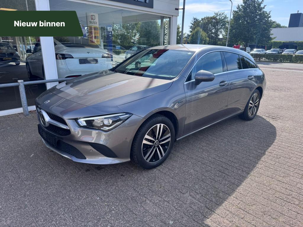 Mercedes-Benz Cla shooting brake 250 e business solution luxury limited