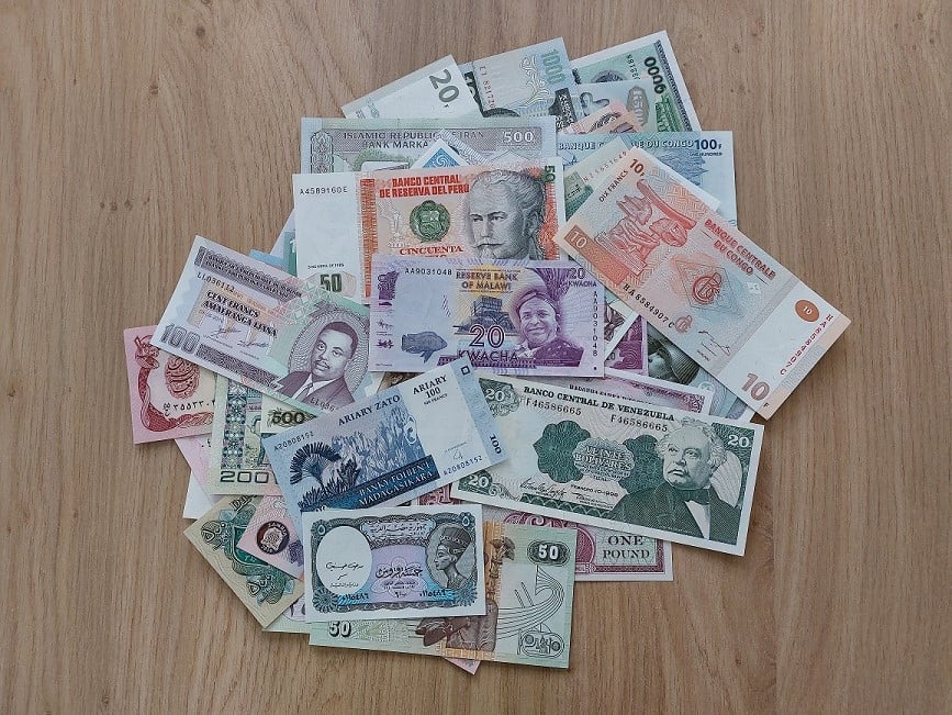 50 Verschillende Biljetten Wereld UNC