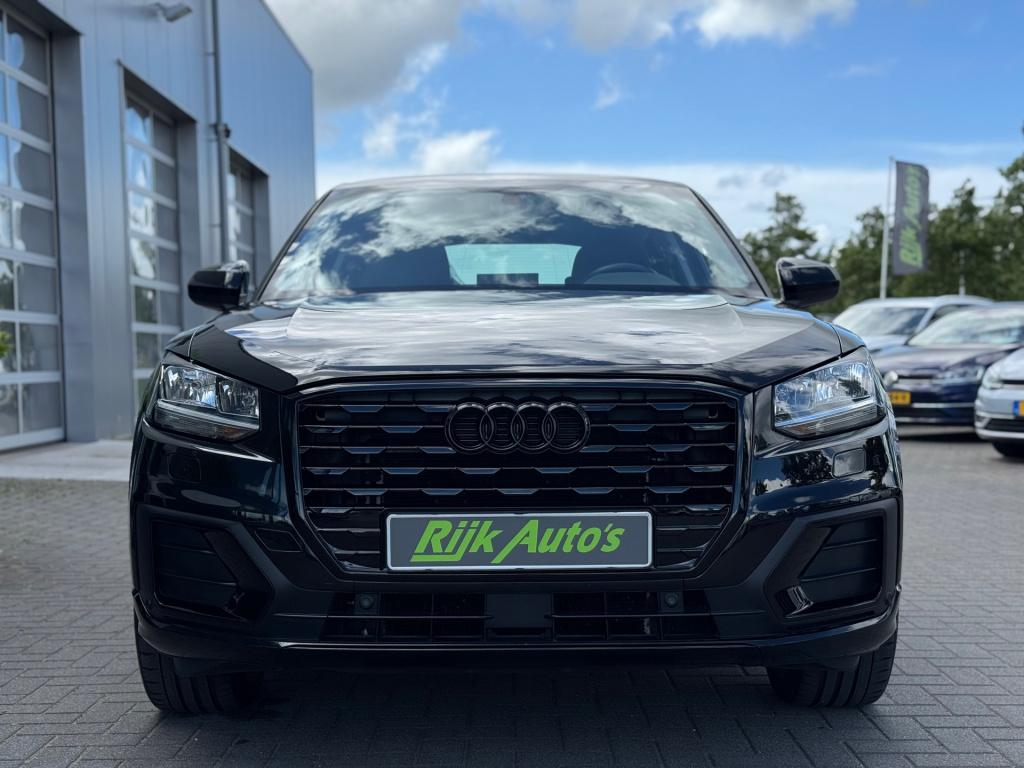 Audi Q2 30 tfsi design * camera * carplay * clima