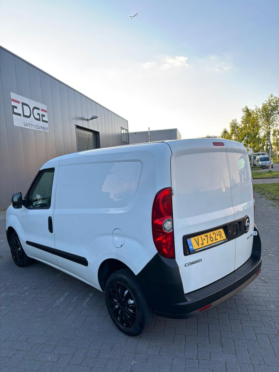 Opel Combo 1.6 D 66KW 2014 | NAP | NIEUWE APK!