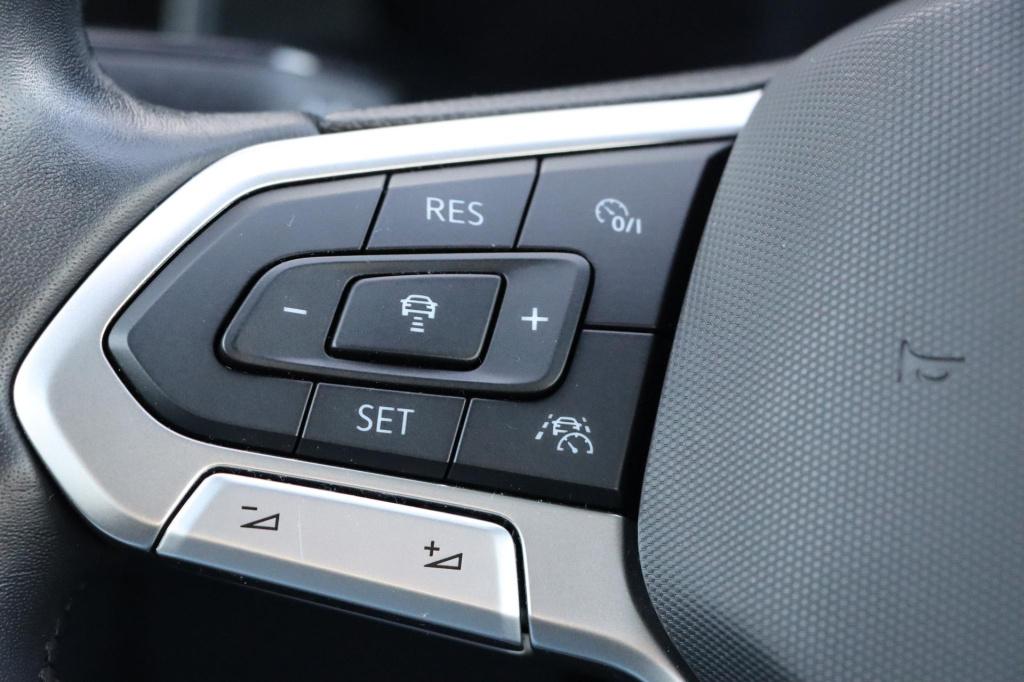 Volkswagen Polo 1.0 tsi life | carplay | sensoren | adaptive