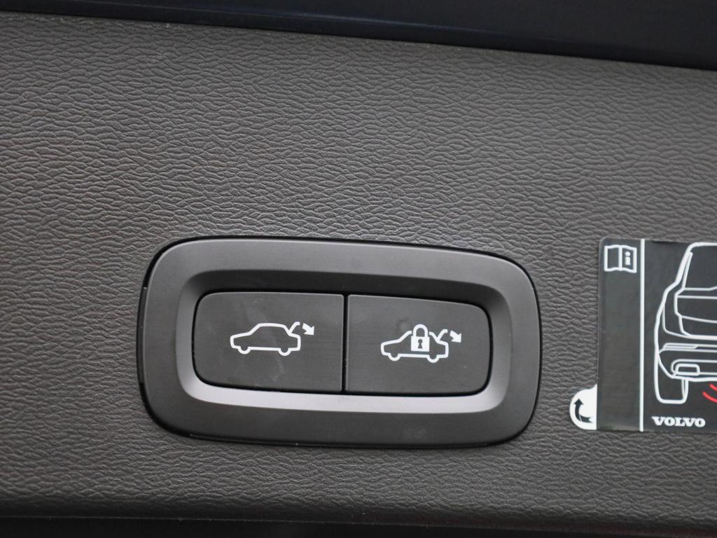 Volvo XC40 1.5 t5 recharge inscription | automaat | leder | harman kardon |