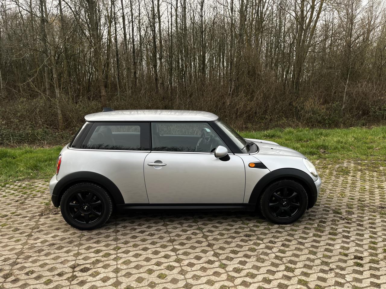 Mini Cooper 1.6 – Slechts 138.000 km – Goed onderhouden