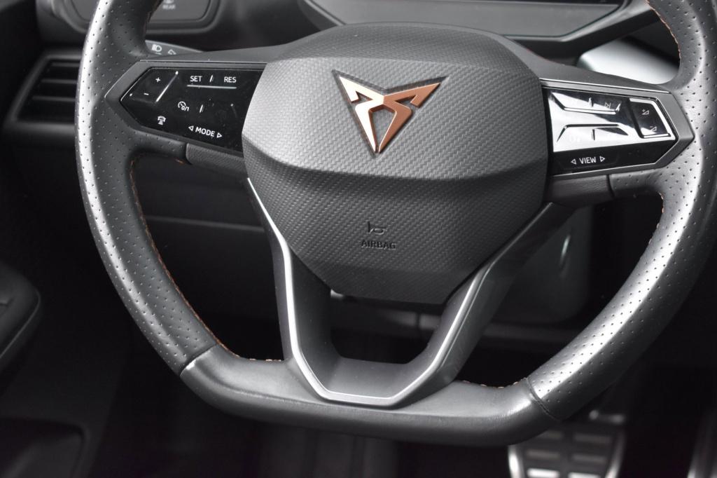 Cupra Born business one 62 kwh soh 91,6% | camera | acc | sfeerverlichting 