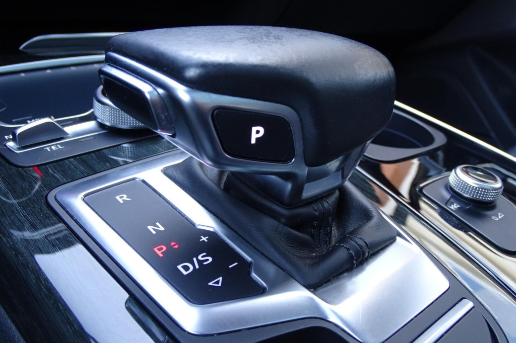 Audi Q7 3.0 tfsi quattro pro line + 7p