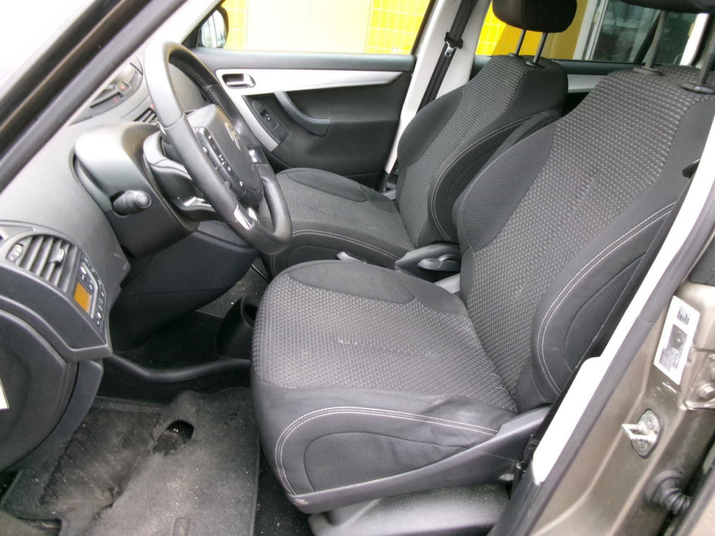 Citroen Grand C4 Picasso 1.6 vti 7-persoons airco, cr.contr., trekhaak