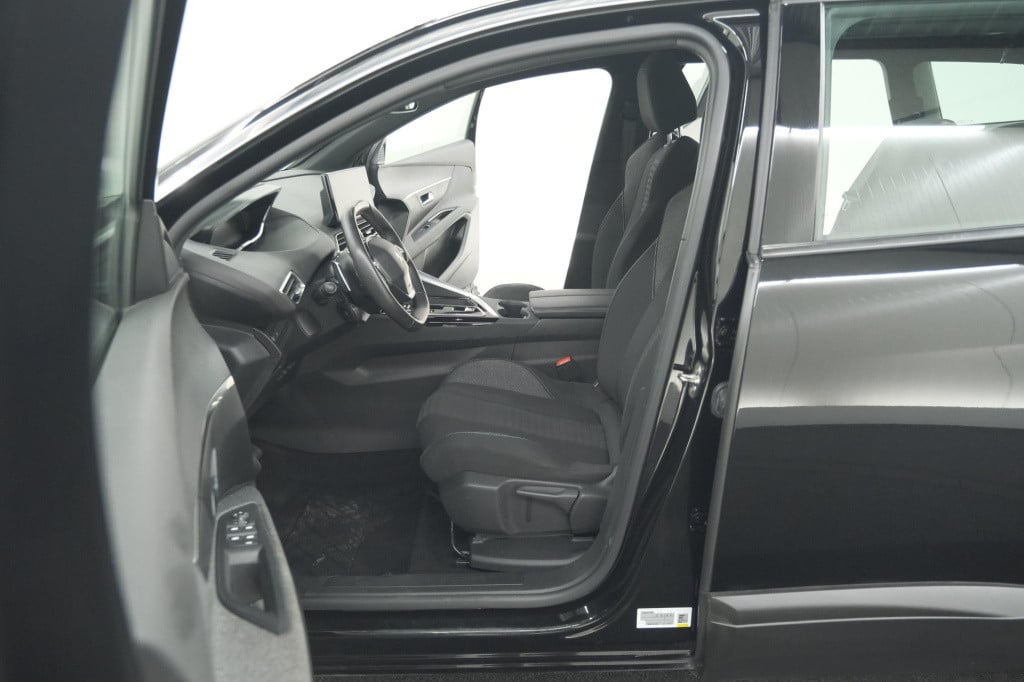 Peugeot 5008 puretech 130 eat8 active pack business | 7 zitplaatsen | camer