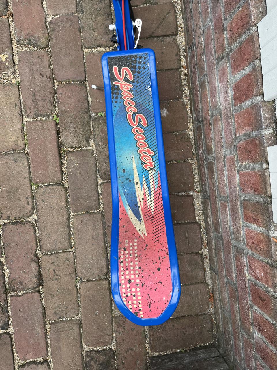 Space scooter blauw