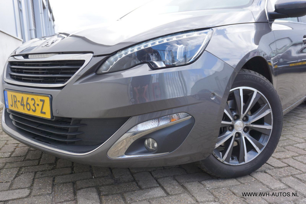 Peugeot 308 sw 1.2 puretech blue lease premium automaat