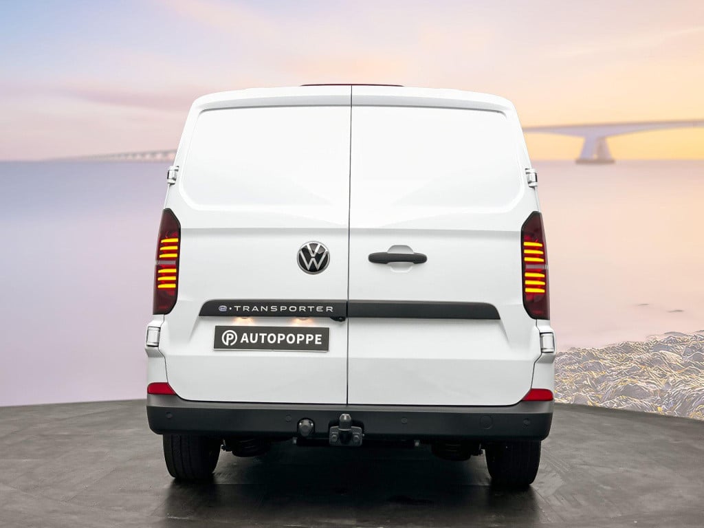 Volkswagen E-transporter bedrijfwagens life intro l1 elektromotor 160 kw (2