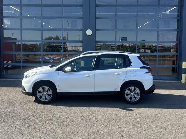Peugeot 2008 1.2 puretech blue lion