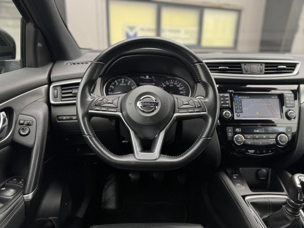 Nissan Qashqai 1.2 tekna + incl. trekhaak!