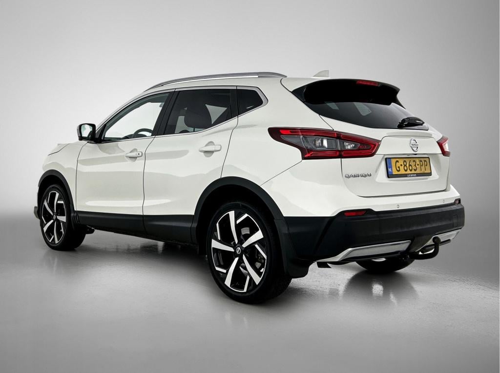 Nissan Qashqai 1.3 dig-t tekna +