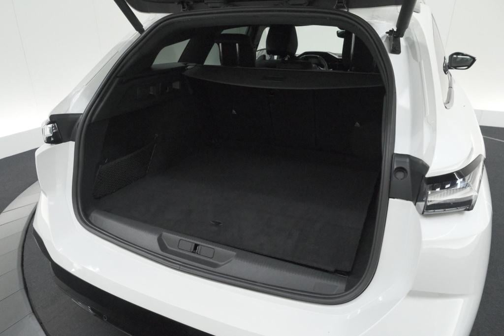 Peugeot 308 sw 1.6 hybrid 180 gt pack business | trekhaak | 360 camera | ad