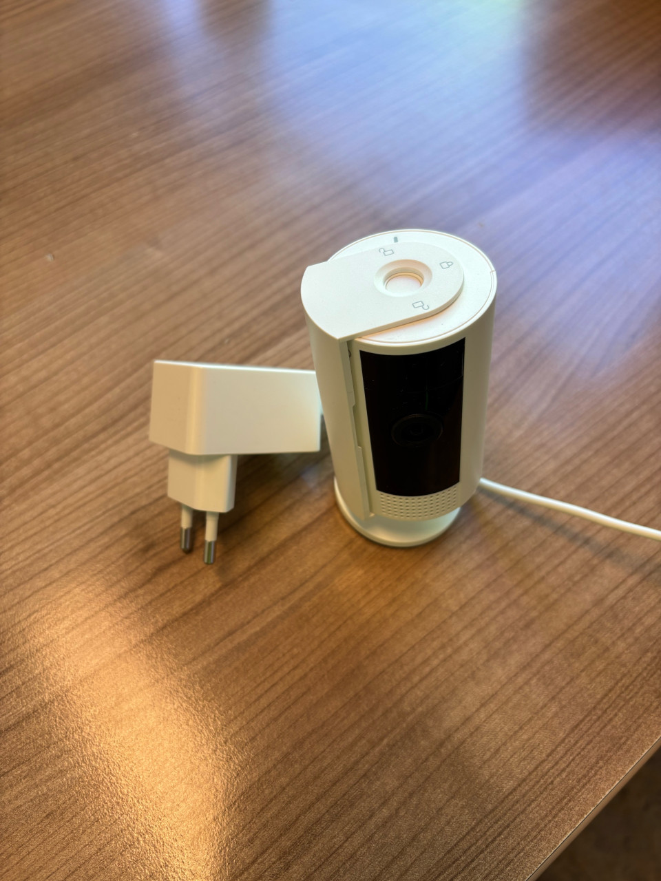 Ring chime plus binnen camera