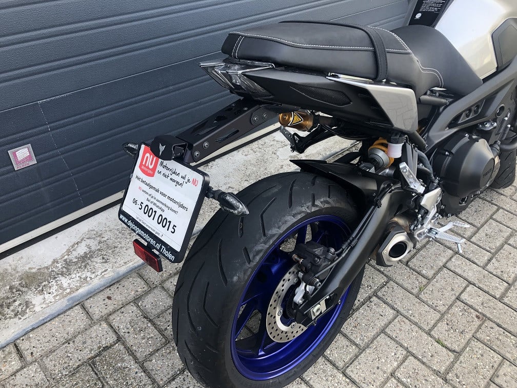 Yamaha MT09-SP met slechts 3956 km!! Gewoon nieuw, incl boekjes etc €8999,-
