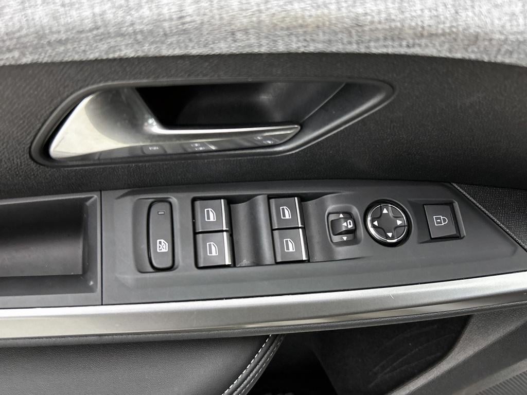 Peugeot 3008 hybrid 145 pk automaat gt | elektrische acherklep | adaptive c