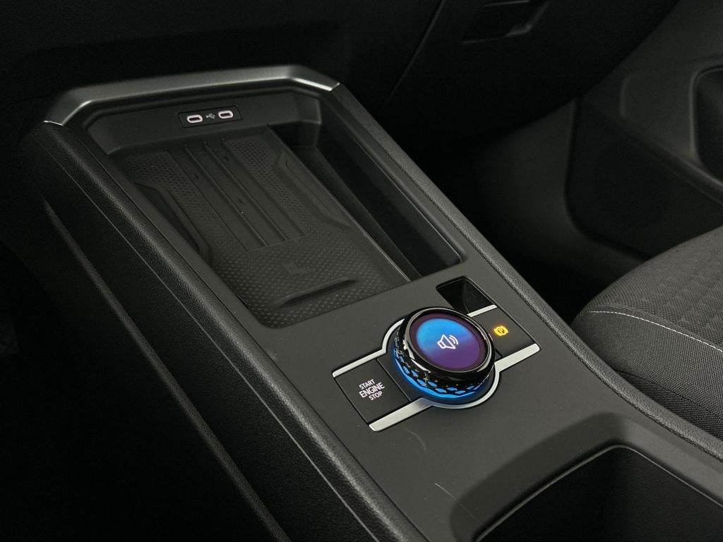 Volkswagen T-roc 1.5 etsi limited edition
