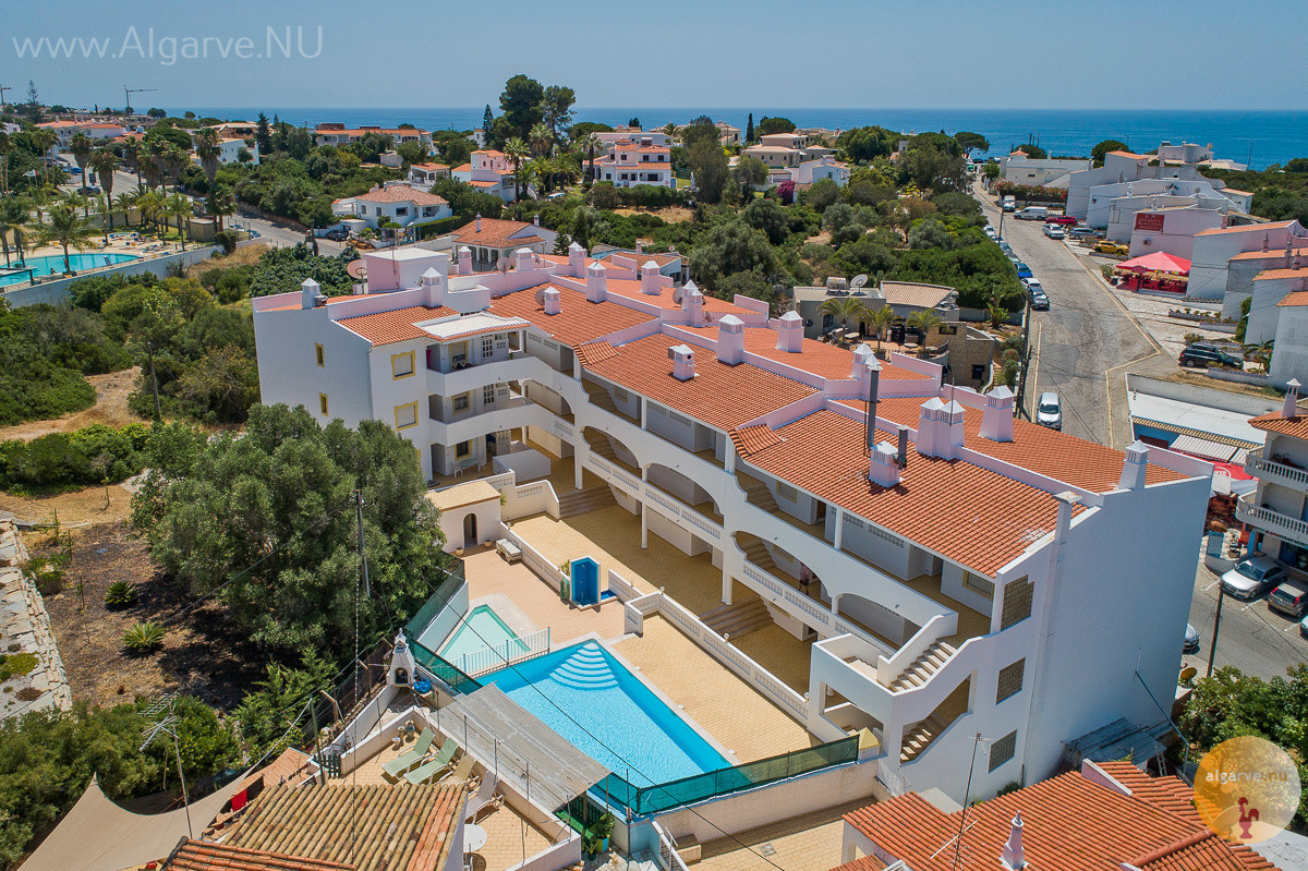 Appartement, 5 pers. in Algarve zon. 500m van strand, zwembad, gratis Wifi.