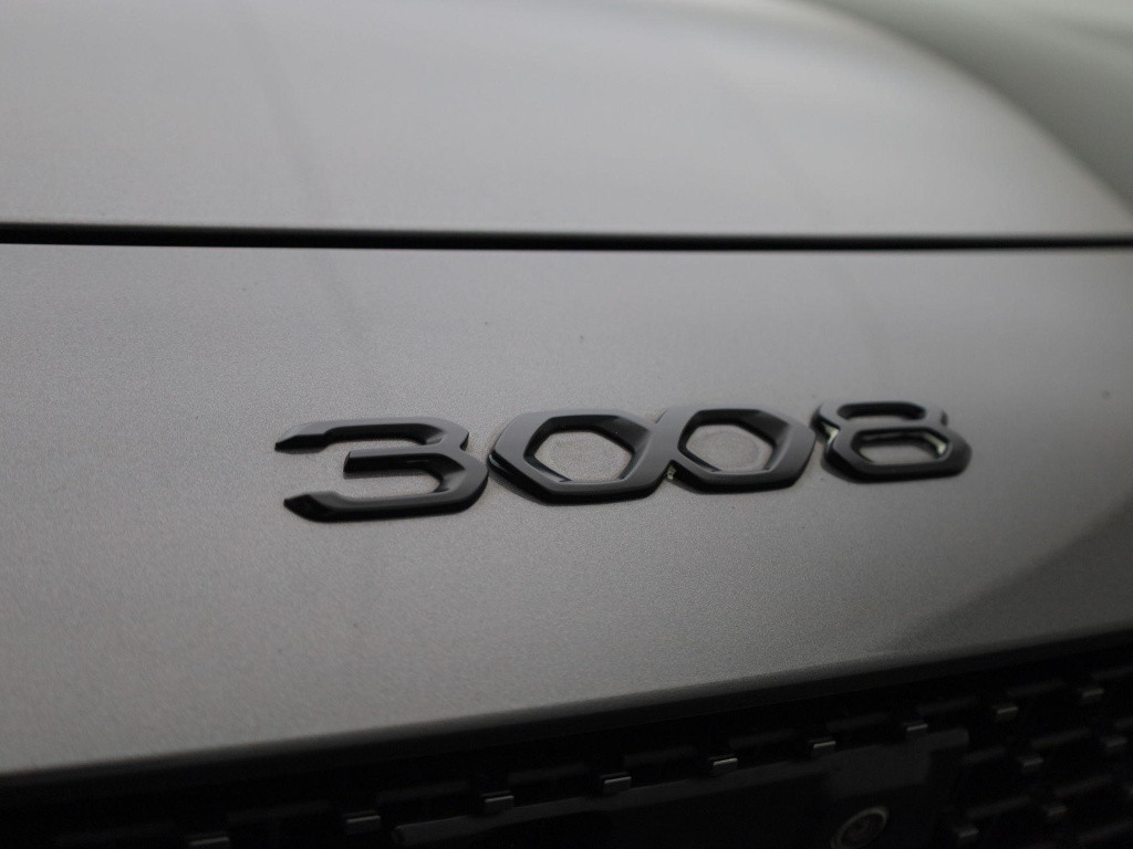 Peugeot 3008 1.6 hybrid 225 blue lease gt | panoramadak | leder | trekhaak 