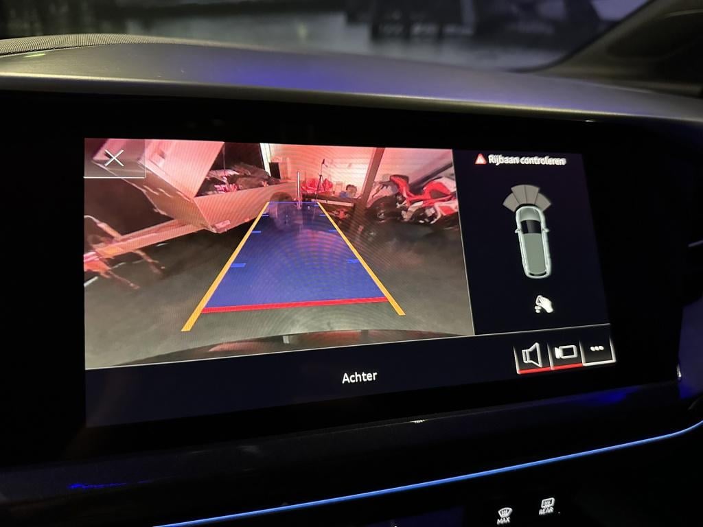 Audi Q4 E-tron 40 launch edition s-line competition 77 kwh soh 95%