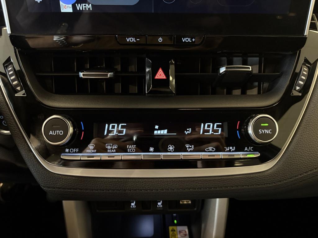 Toyota Corolla Cross hybrid 140 style