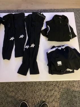 Wielerkleding en schoenen