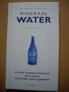 De unieke smaak van Mineraal water Michael Mascha